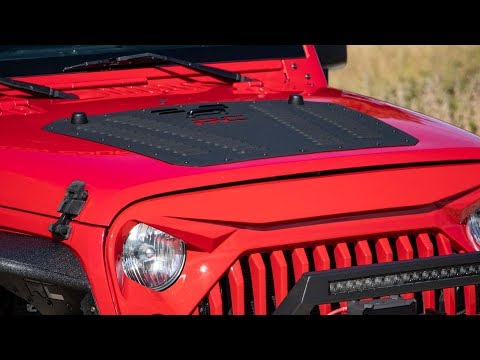 10527 Hood Louver with RC Logo - Jeep Wrangler JK (2007-2018) Rough Country Canada