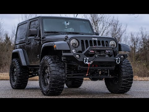 10596 Front Bumper - Sport - OE Fog - Jeep Gladiator JT/Wrangler JK & JL Rough Country Canada