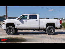 Load image into Gallery viewer, 11001 Traction Bar Kit - Chevy/GMC 2500HD/3500HD (11-19) Rough Country Canada