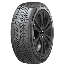 Charger l'image dans la galerie, 1033372 235/55R20XL Hankook iON I-Cept SUV 105V Hankook Tires Canada