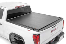 Load image into Gallery viewer, 48120580 Soft Roll Up Bed Cover - 5'8" Bed - Chevy/GMC 1500 (19-23) Rough Country Canada