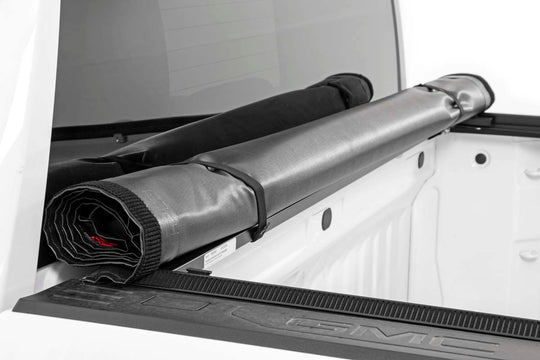 48120580 Soft Roll Up Bed Cover - 5'8" Bed - Chevy/GMC 1500 (19-23) Rough Country Canada