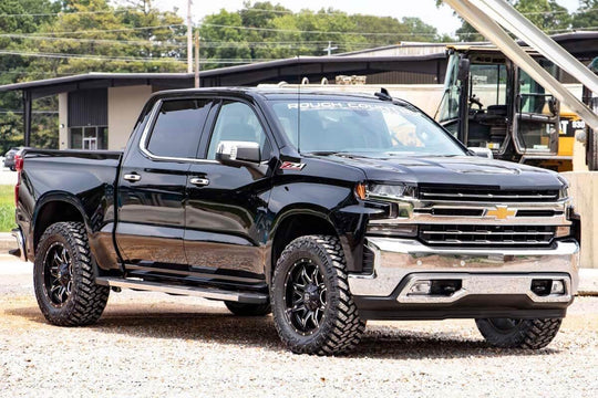 501065 2 Inch Leveling Kit - Loaded Strut - Chevy/GMC 1500 (19-23) Rough Country Canada