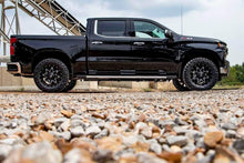 Load image into Gallery viewer, 501065 2 Inch Leveling Kit - Loaded Strut - Chevy/GMC 1500 (19-23) Rough Country Canada
