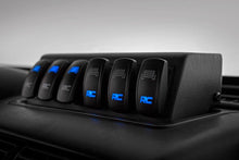 Load image into Gallery viewer, 70956 MLC-6 - Muliple Light Controller - Jeep Wrangler TJ 4WD (1997-2006) Rough Country Canada