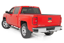 Load image into Gallery viewer, 21001 Oval Nerf Step - Crew - Def Tank - Chevy/GMC 1500/2500HD/3500HD (07-19) Rough Country Canada