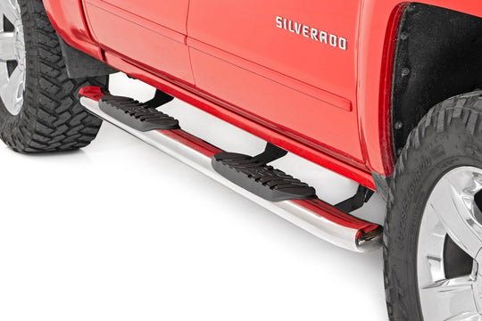 21001S Oval Steps - Stainless - Crew Cab - DEF Tank - Chevy/GMC 1500/2500HD/3500HD (07-19) Rough Country Canada