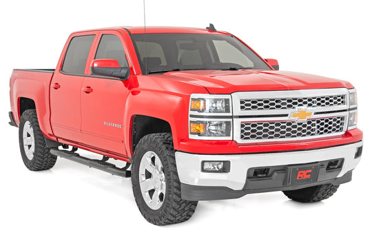 21001 Oval Nerf Step - Crew - Def Tank - Chevy/GMC 1500/2500HD/3500HD (07-19) Rough Country Canada