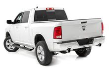 Load image into Gallery viewer, 21003 Oval Nerf Step - Crew Cab - Black - Ram 1500 (10-18)/2500 (10-23) Rough Country Canada
