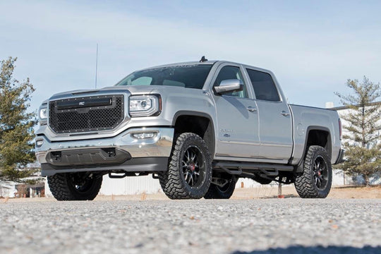 12457 3.5 Inch Lift Kit - Cast Steel LCA - Vertex/V2 - Chevy/GMC 1500 (14-18) Rough Country Canada