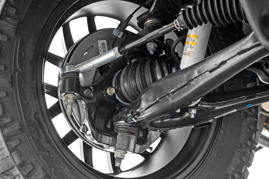 11950 3.5 Inch Lift Kit - Cast Steel LCA - Vertex - Chevy/GMC 1500 (07-13) Rough Country Canada