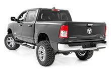 Load image into Gallery viewer, 21004 Oval Nerf Step - Crew Cab - Black - Ram 1500 (19-23)/1500 TRX (21-23) Rough Country Canada