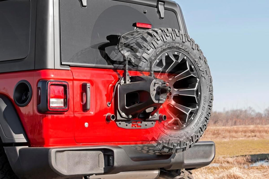 10526 Tire Carrier Relocation Plate - Prox Sensor - Jeep Wrangler JL (18-23) Rough Country Canada