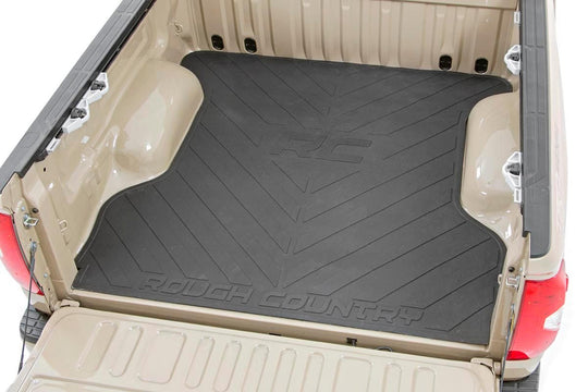 RCM681 Bed Mat - 5.5" Bed - RC Logo - Toyota Tundra 2WD/4WD (2007-2021) Rough Country Canada