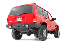 Charger l'image dans la galerie, 10571 Quarter Panel Armor - Rear - Factory Flare - Jeep Cherokee XJ (97-01) Rough Country Canada