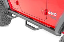 Charger l'image dans la galerie, RCJ1866 Nerf Steps - Wheel to Wheel - 4 Door - Jeep Wrangler JL 4WD (18-23) Rough Country Canada