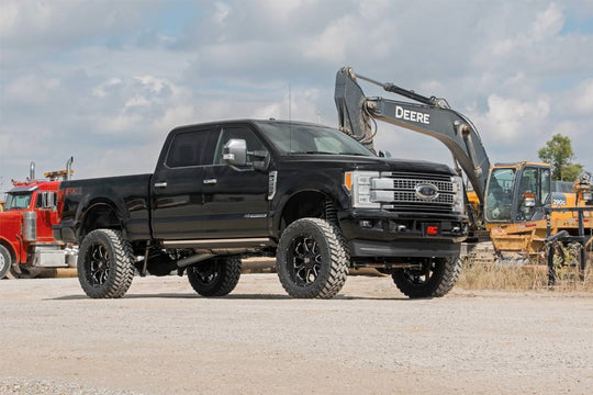 55840 6 Inch Lift Kit - Radius Arm - No OVLD - M1 - Ford Super Duty (17-22) Rough Country Canada