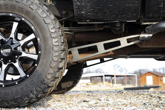 51005 Tracktion Bar Kit - 0-3 Inch Lift - Ford Super Duty 4WD (2008-2016) Rough Country Canada