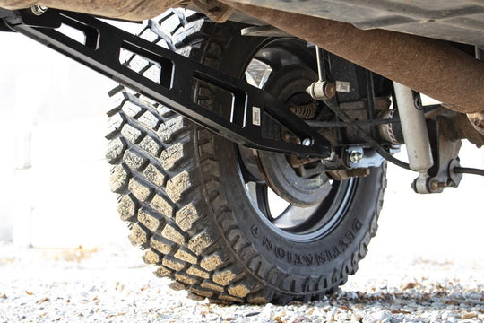 51003 Traction Bar Kit - Inverted U-bolts - 0-6 Inch - Ford Super Duty (08-16) Rough Country Canada