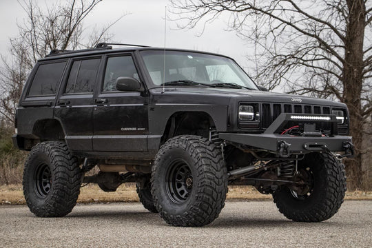 10582 Lower Door Armor - 4 Door - Jeep Cherokee XJ 2WD/4WD (1984-2001) Rough Country Canada