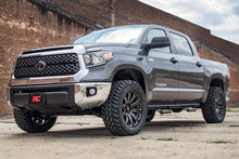 Load image into Gallery viewer, 502090 M1 Adjustable Leveling Struts - Monotube - 0-2" - Toyota Tundra (07-21) Rough Country Canada