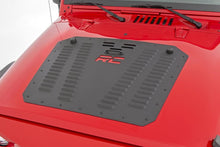 Charger l'image dans la galerie, 10527 Hood Louver with RC Logo - Jeep Wrangler JK (2007-2018) Rough Country Canada