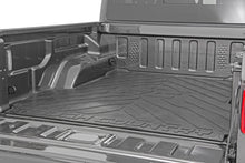 Charger l'image dans la galerie, RCM687 Bed Mat - RC Logo - Jeep Gladiator JT 4WD (2020-2022) Rough Country Canada