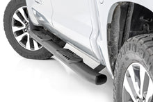 Load image into Gallery viewer, 21009 Oval Nerf Step - Crew Cab - Black - Toyota Tundra 2WD/4WD (07-21) Rough Country Canada