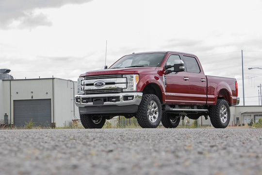 50220 3 Inch Lift Kit - Ford Super Duty 4WD (2017-2022) Rough Country Canada