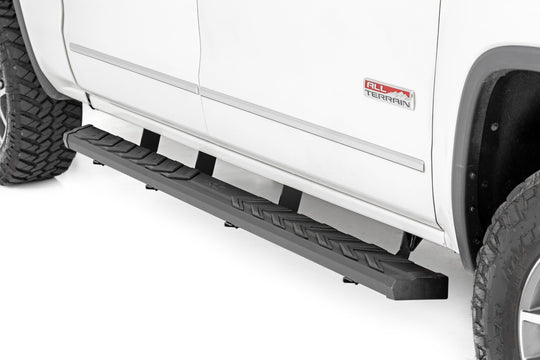 41001 BA2 Running Board - Side Step Bars - Chevy/GMC 1500/2500HD/3500HD (07-19) Rough Country Canada