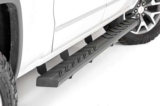 41001 BA2 Running Board - Side Step Bars - Chevy/GMC 1500/2500HD/3500HD (07-19) Rough Country Canada