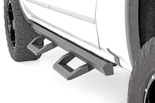 Charger l'image dans la galerie, 12001 SR2 Adjustable Aluminum Steps - Crew Cab - Chevy/GMC 1500/2500HD/3500HD (07-18) Rough Country Canada