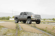 Load image into Gallery viewer, 26431 7.5" Lift Kit - N3 Struts - Chevy/GMC 1500 (07-13) Rough Country Canada