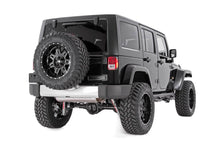 Charger l'image dans la galerie, 1053 Spare Tire Carrier Spcr - Jeep Wrangler JK (07-18)/Wrangler TJ (97-06) Rough Country Canada