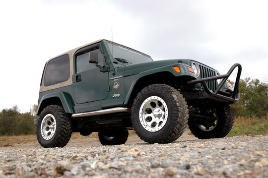 646.20 3.75 Inch Lift Kit - Combo - 4 Cyl - N3 - Jeep Wrangler TJ (97-06) Rough Country Canada