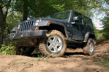 Charger l'image dans la galerie, 651 1.75 Inch Lift Kit - Jeep Wrangler JK (2007-2018) Rough Country Canada