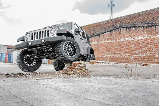 68140 4 Inch Lift Kit - M1 - Jeep Wrangler JK 2WD/4WD (2007-2018) Rough Country Canada