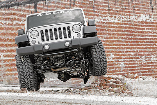 68130 4 Inch Lift Kit - Jeep Wrangler JK 2WD/4WD (2007-2018) Rough Country Canada