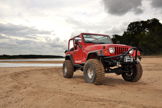 65922 6 Inch Lift Kit - Long Arm - Jeep Wrangler TJ 4WD (1997-2006) Rough Country Canada