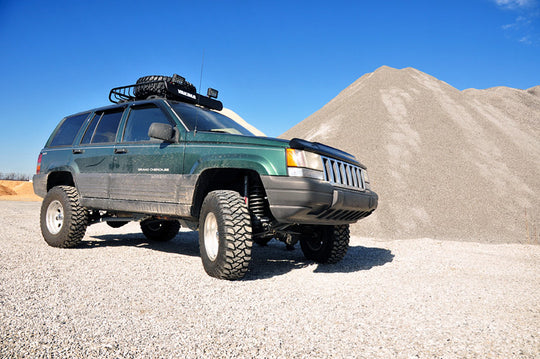 90222 4 Inch Lift Kit - Long Arm - Jeep Grand Cherokee ZJ 4WD (1993-1998) Rough Country Canada