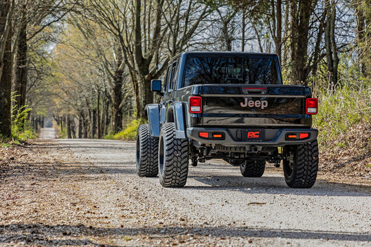 60200 3.5 Inch Lift Kit - No Shocks - Jeep Gladiator JT Mojave 4WD (20-22) Rough Country Canada