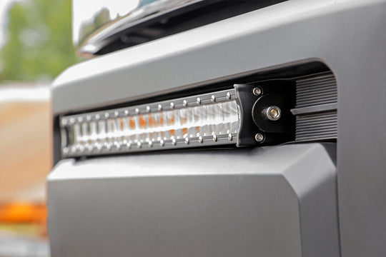 70656 LED Light - Bumper Mount - 30" Chrome Single Row - Toyota Tundra (14-21) Rough Country Canada