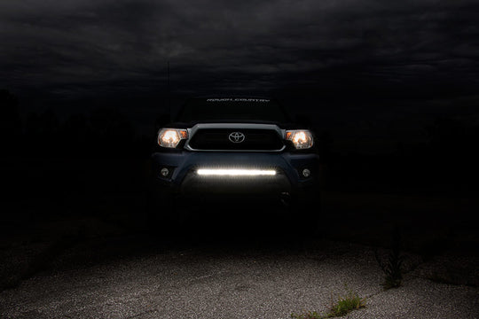 70542 LED Light Mount - Lower Grill - 30" - Toyota Tacoma 2WD/4WD (05-15) Rough Country Canada