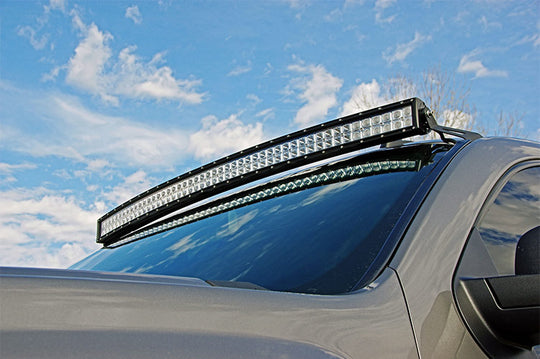 70507 GM 50-inch Curved LED Light Bar Upper Windshield Mounts (07-13 PU/SUV) Rough Country Canada