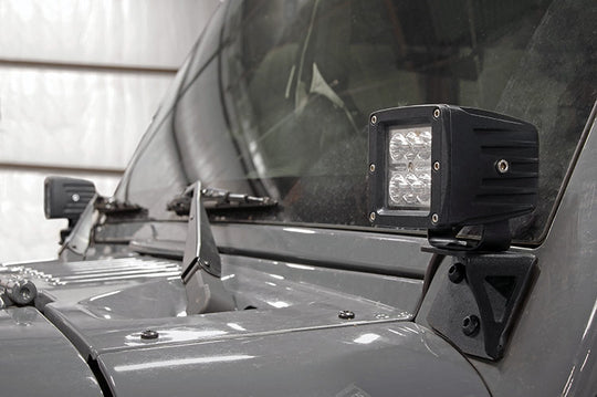 70044 LED Light Mount - Lower Windshield - Pod - Jeep Wrangler JK (07-18) Rough Country Canada