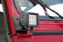 Charger l'image dans la galerie, 70510 LED Light Mount - Lower Windshield - Pod Pair - Jeep Wrangler YJ (87-95) Rough Country Canada