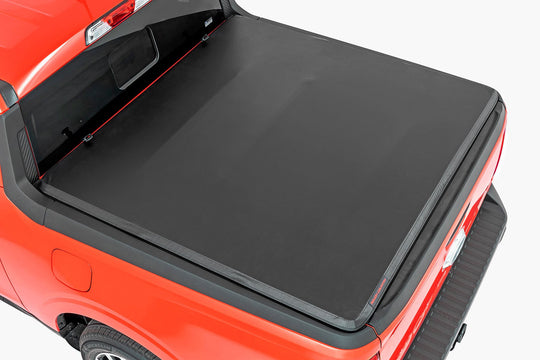 RC44534600 Bed Cover - Tri Fold - 4'6" Bed - Ford Maverick (2022-2023) Rough Country Canada