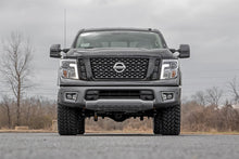 Charger l'image dans la galerie, 83431 3 Inch Lift Kit - N3 Struts &amp; Shocks - Nissan Titan 4WD (2017-2022) Rough Country Canada