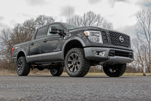 Charger l'image dans la galerie, 83400 3 Inch Lift Kit - Nissan Titan 2WD/4WD (2004-2021) Rough Country Canada