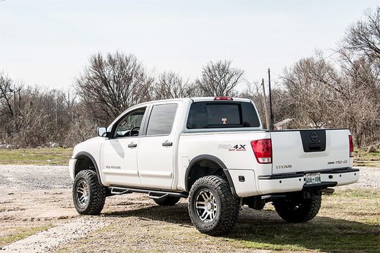 874.20 4 Inch Lift Kit - Nissan Titan 2WD/4WD (2004-2015) Rough Country Canada
